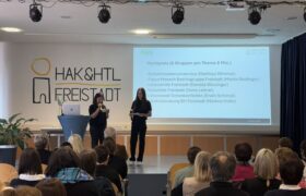 Schüler*innen HAK/HTL Moderatorinnen Müberra Emrebas und Ajla Ramic